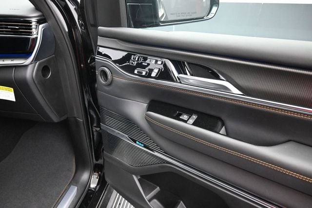 2026 Jeep Grand Wagoneer Summit Reserve
