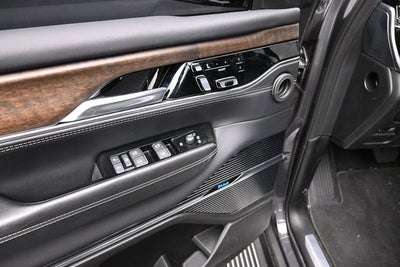 2024 Jeep Grand Wagoneer Base