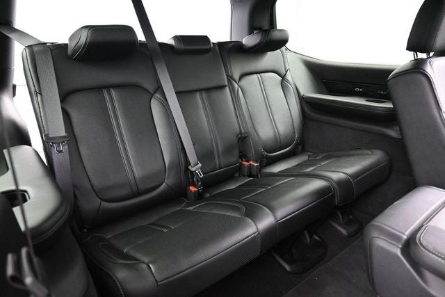 2024 Jeep Grand Wagoneer Base