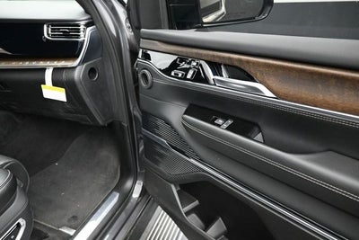 2024 Jeep Grand Wagoneer Base
