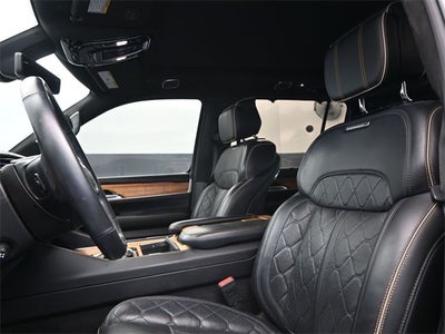 2022 Jeep Grand Wagoneer Series III