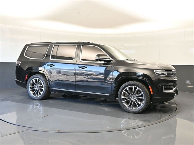 2022 Jeep Grand Wagoneer Series III
