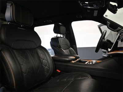 2022 Jeep Grand Wagoneer Series III