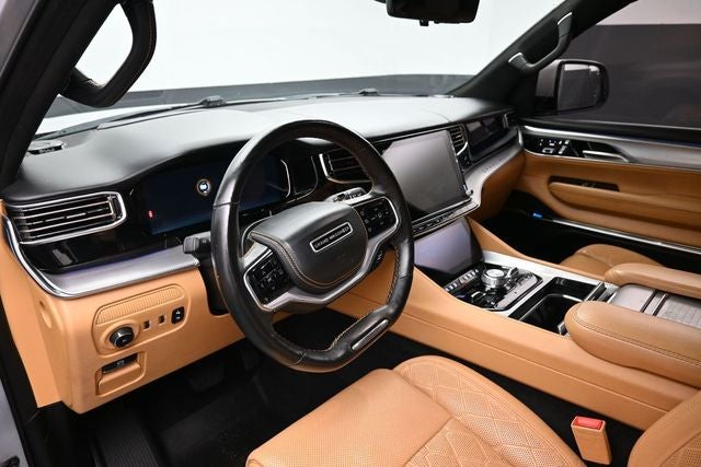 2022 Jeep Grand Wagoneer Series III