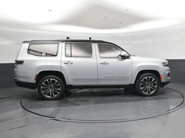 2022 Jeep Grand Wagoneer Series III