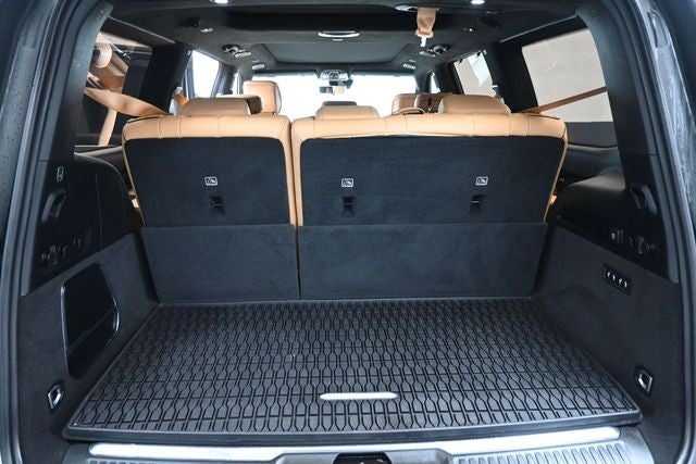 2022 Jeep Grand Wagoneer Series III