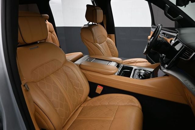 2022 Jeep Grand Wagoneer Series III