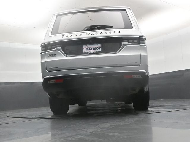 2022 Jeep Grand Wagoneer Series III