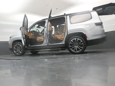 2022 Jeep Grand Wagoneer Series III