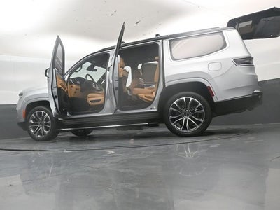 2022 Jeep Grand Wagoneer Series III