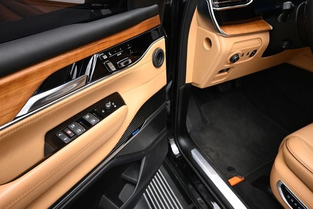 2024 Jeep Grand Wagoneer Series III