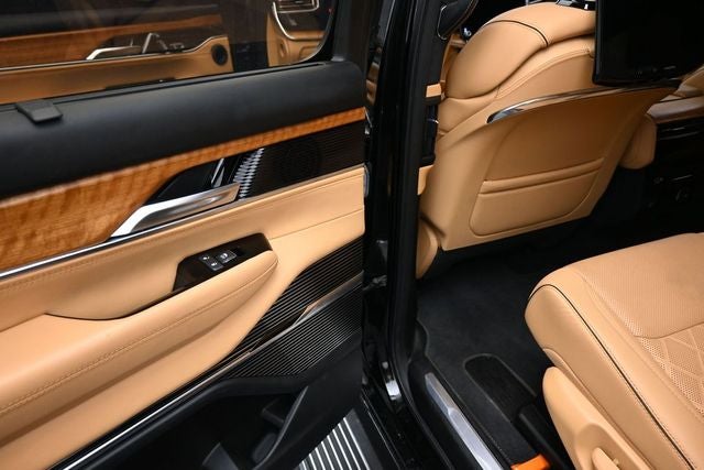 2024 Jeep Grand Wagoneer Series III