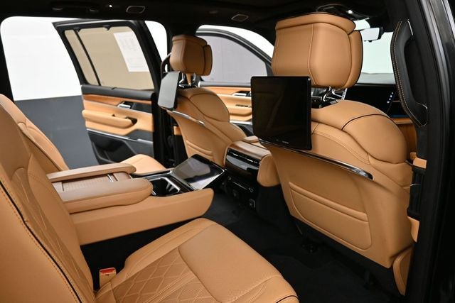 2024 Jeep Grand Wagoneer Series III
