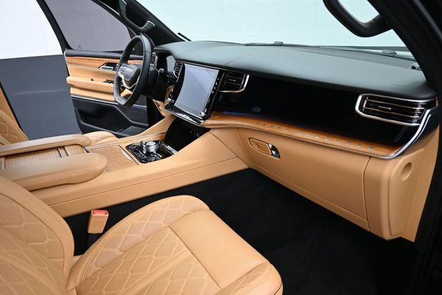 2024 Jeep Grand Wagoneer Series III