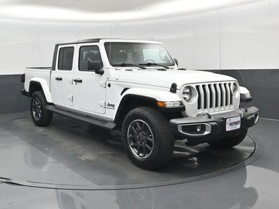 2022 Jeep Gladiator Overland