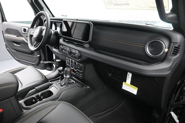 2026 Jeep Gladiator Sahara