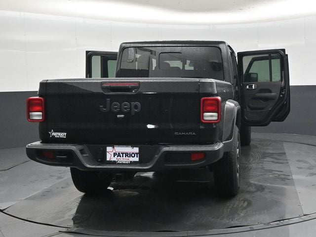 2026 Jeep Gladiator Sahara