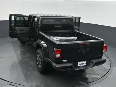 2026 Jeep Gladiator Sahara