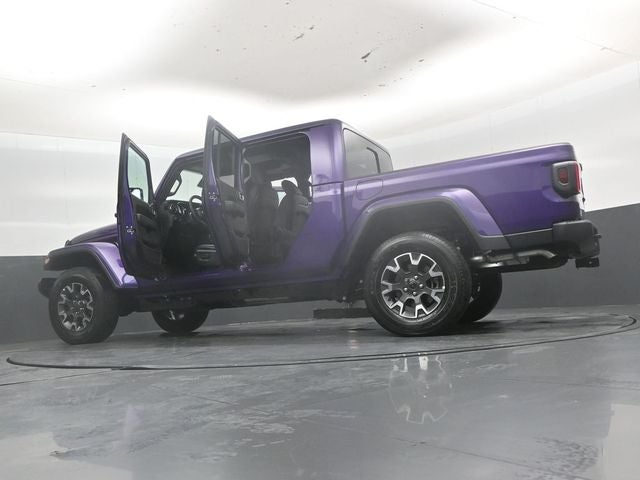 2026 Jeep Gladiator Sahara