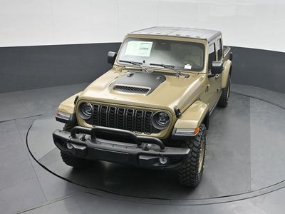 2026 Jeep Gladiator Convoy