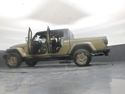 2026 Jeep Gladiator Convoy