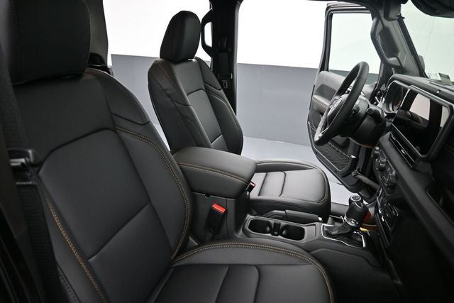 2026 Jeep Gladiator Sahara