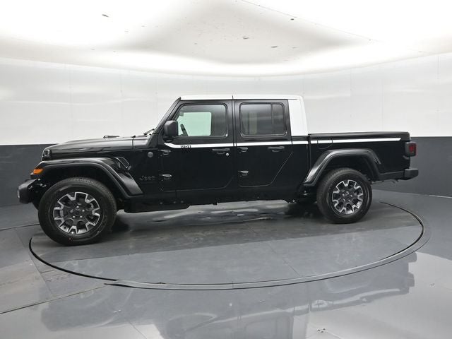 2026 Jeep Gladiator Sahara