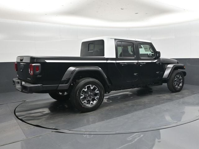 2026 Jeep Gladiator Sahara