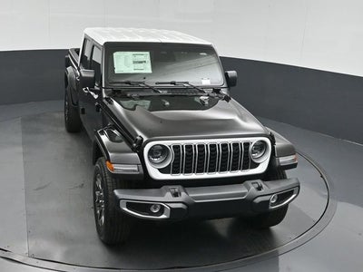 2026 Jeep Gladiator Sahara