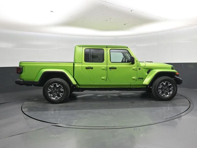 2026 Jeep Gladiator Sahara