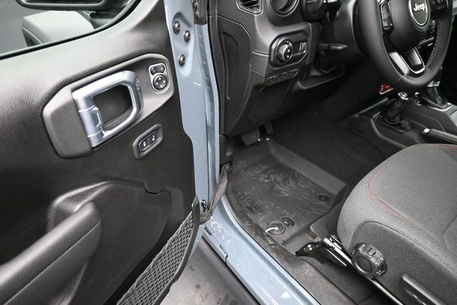 2026 Jeep Gladiator Shadow Ops