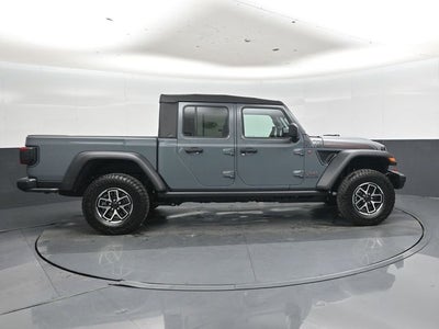 2026 Jeep Gladiator Shadow Ops
