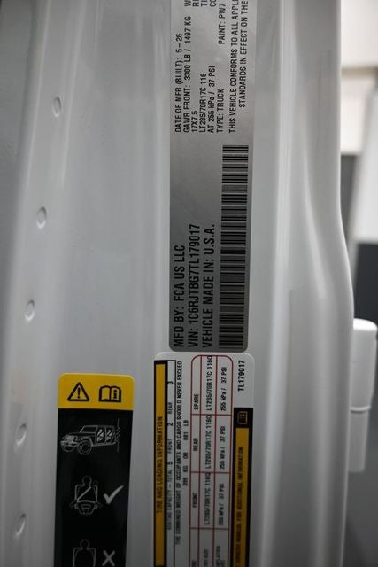 2026 Jeep Gladiator Shadow Ops