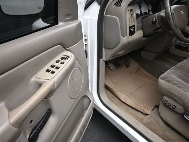 2004 Dodge Ram 1500 SLT