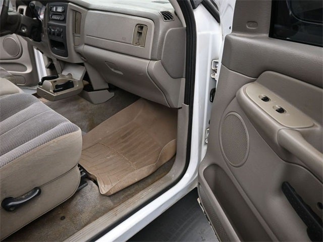 2004 Dodge Ram 1500 SLT