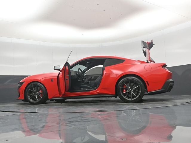 2025 Ford Mustang Dark Horse Supercharged