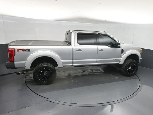 2017 Ford F-250SD Lariat