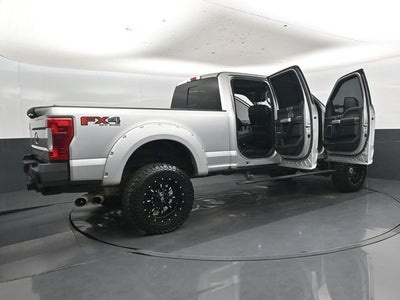 2017 Ford F-250SD Lariat