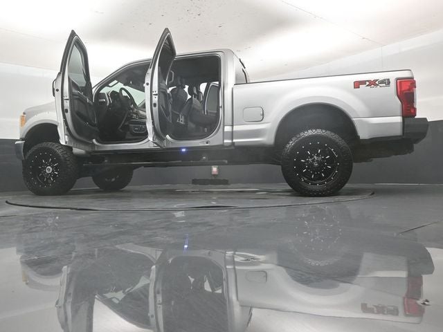 2017 Ford F-250SD Lariat