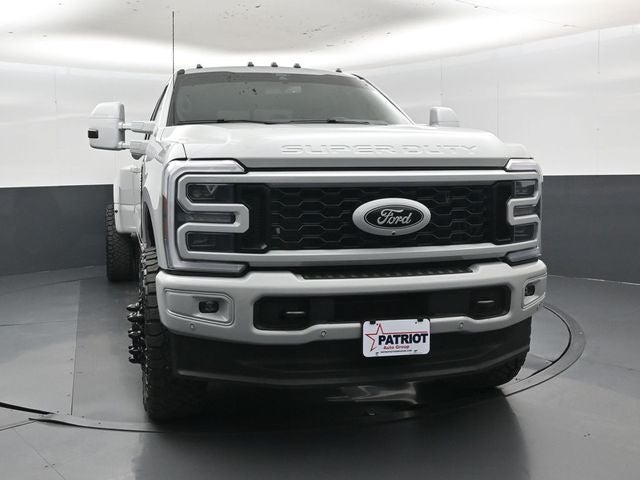 2025 Ford F-350SD Platinum Custom Lifted DRW