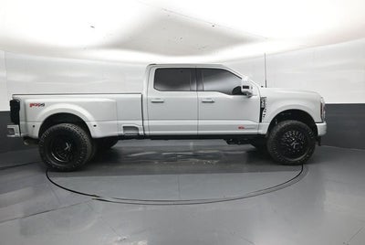 2025 Ford F-350SD Platinum DRW
