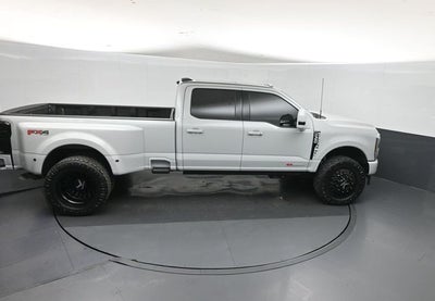 2025 Ford F-350SD Platinum Custom Lifted DRW