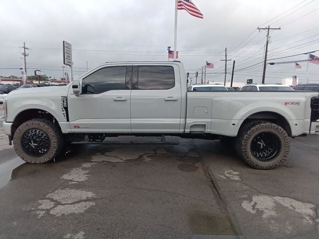 2025 Ford F-350SD Platinum DRW