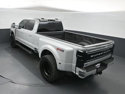 2025 Ford F-350SD Platinum Custom Lifted DRW