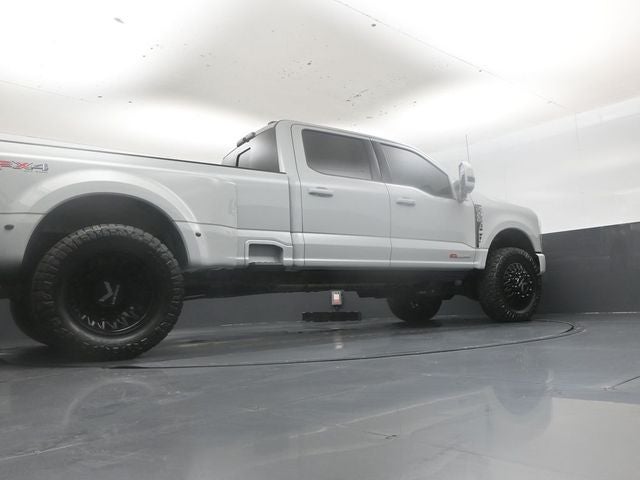 2025 Ford F-350SD Platinum Custom Lifted DRW