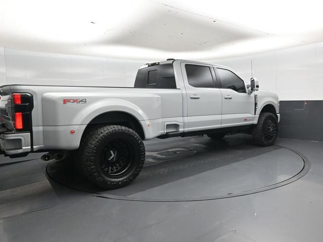 2025 Ford F-350SD Platinum DRW