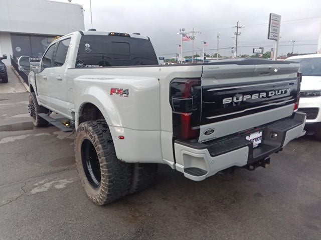 2025 Ford F-350SD Platinum DRW