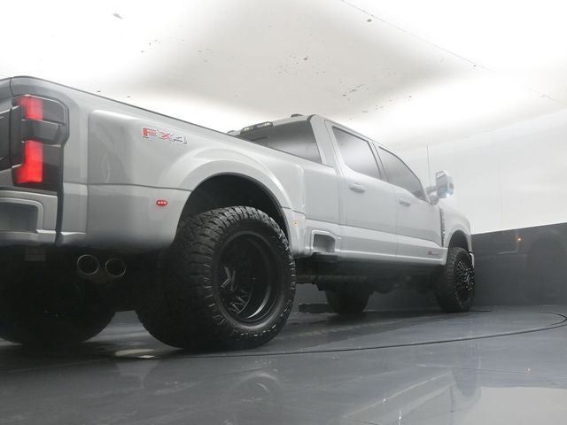2025 Ford F-350SD Platinum Custom Lifted DRW