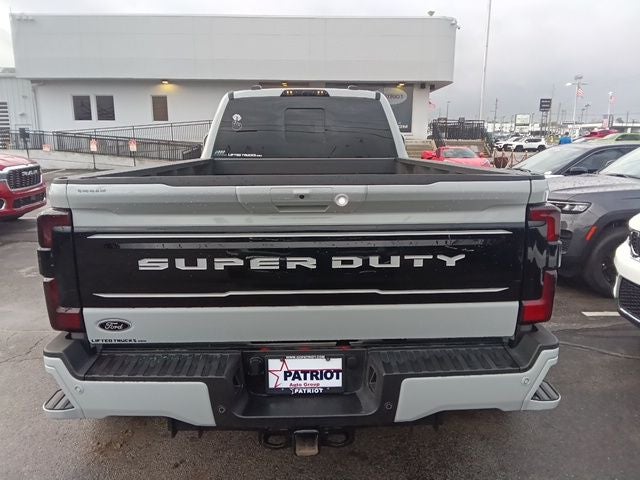 2025 Ford F-350SD Platinum DRW
