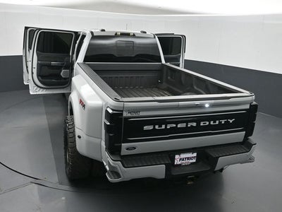 2025 Ford F-350SD Platinum Custom Lifted DRW